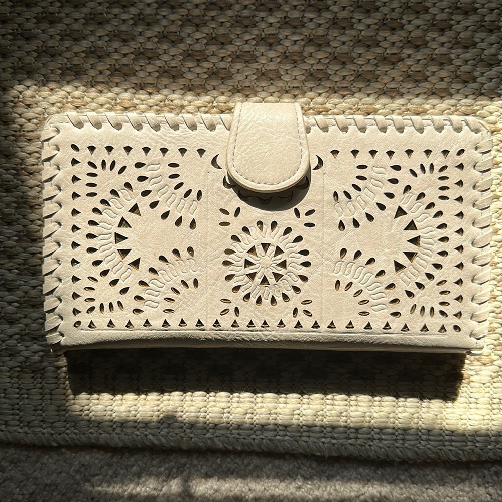 Clutch. Wallet